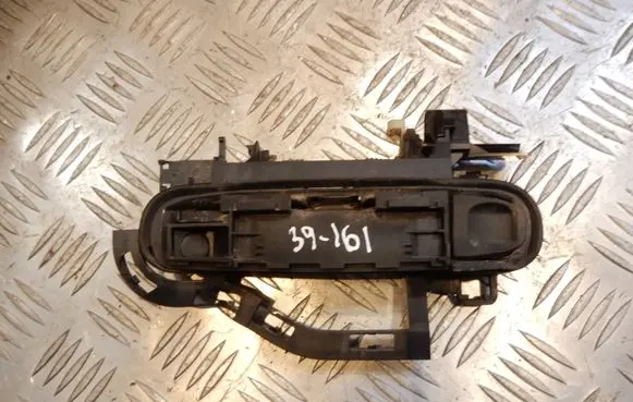 Rear door exterior handle/bracket