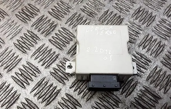 Toyota Corolla Verso E121 Window wiper relay 150696