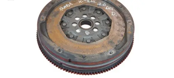Nissan X-Trail T31 Dual mass flywheel M9R832