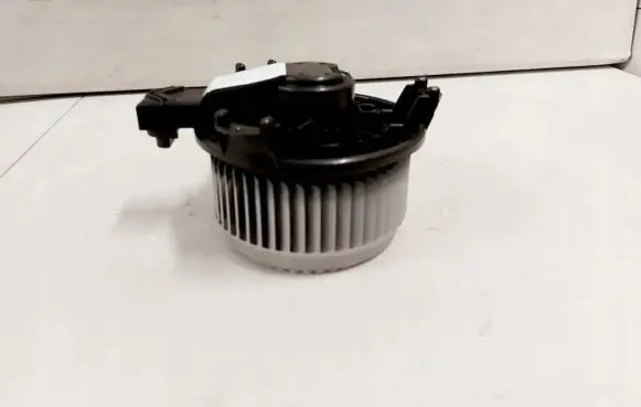 Honda Insight Heater fan/blower 272700-0101