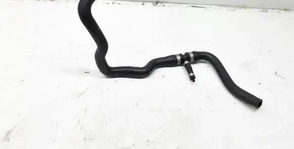 BMW 5 E39 Engine coolant pipe/hose
