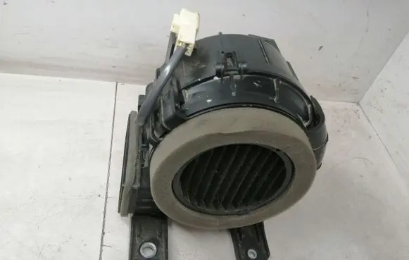 Toyota Yaris Hybrid/electric vehicle battery fan G923052040 BASF510B14 1711030118