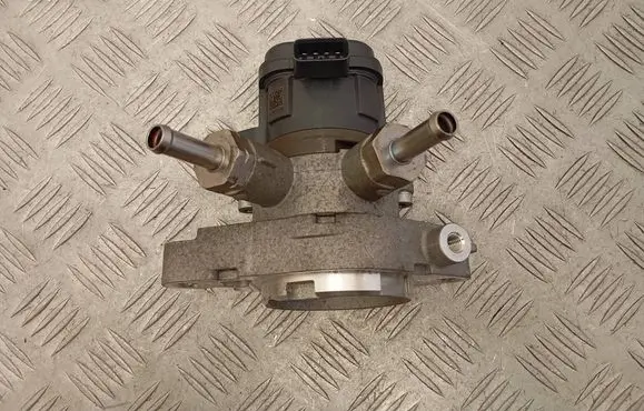 Lexus NX Vacuum pump 08101078 00101240