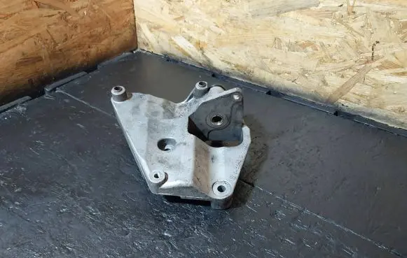BMW 3 E46 Air conditioning tensioner 2247388 64552247388