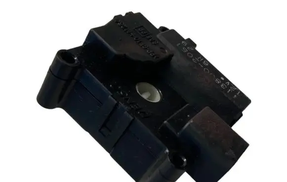 Toyota Corolla Verso AR10 Air flap motor/actuator 1138002051 6H29