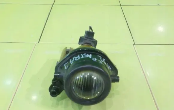 Opel Astra J Front fog light 662588537 LEWY