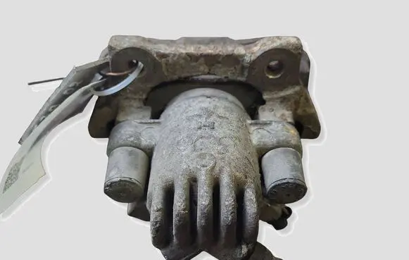 BMW 5 E39 Rear brake caliper