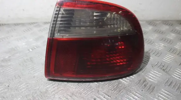 Seat Toledo II (1M) Rear/tail lights 1M5945096B