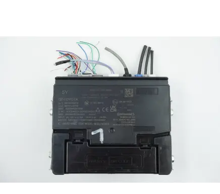 Radio/CD/DVD/GPS head unit