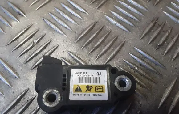 Chevrolet Captiva Airbag deployment crash/impact sensor 96631484 603502332B