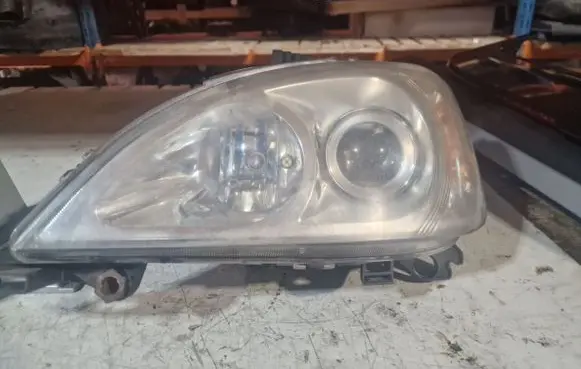Mercedes-Benz ML W163 Headlight/headlamp