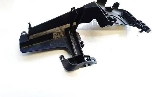 Land Rover Discovery 3 - LR3 Other exterior part 8x23203a28cg 8x23-203a28-cg