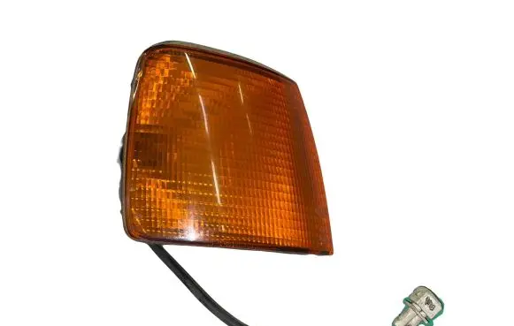 Volkswagen PASSAT B3 Front indicator light 357953050