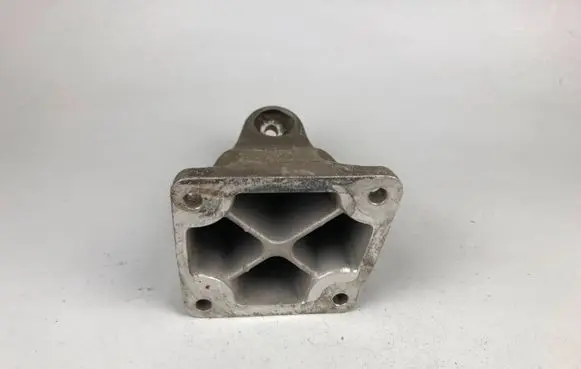 Maserati GranTurismo Engine mounting bracket 222317