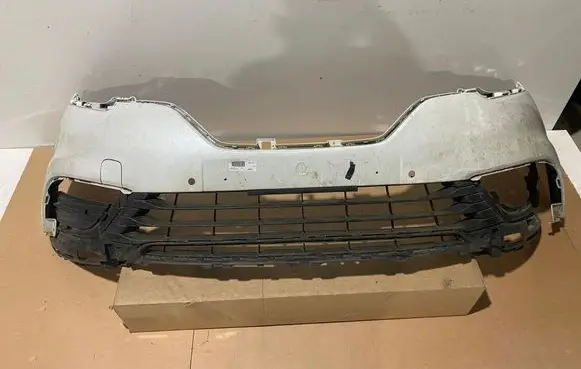 Renault Espace V (RFC) Front bumper 622548143R