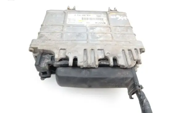Volkswagen Polo III 6N 6N2 6NF Engine control unit/module 0261203752 6K0907311B