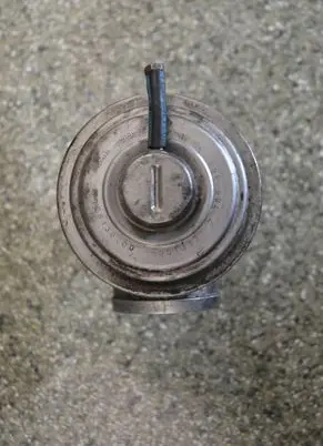 BMW 3 E46 EGR valve 7785452