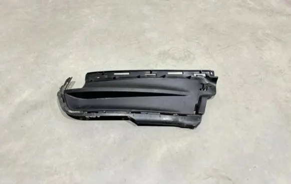 Volvo V90 Cross Country Front bumper lower grill 31449323