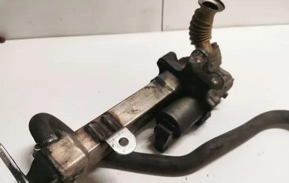 EGR valve cooler