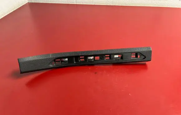 BMW X7 G07 Rear sill trim cover 7434257 51437434257