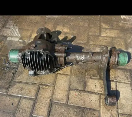 Mitsubishi Pajero Front differential 