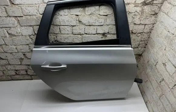 Opel Astra J Rear door 