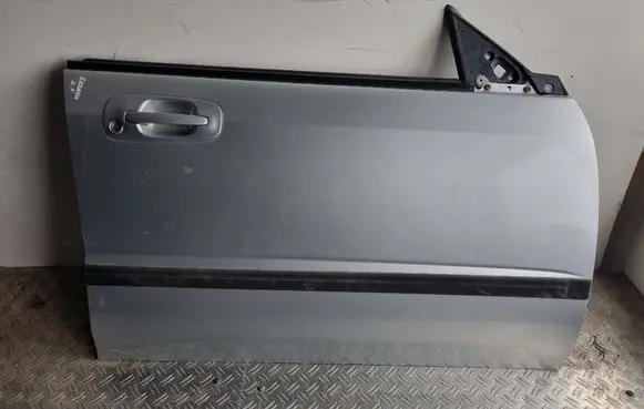 Subaru Impreza II Front door