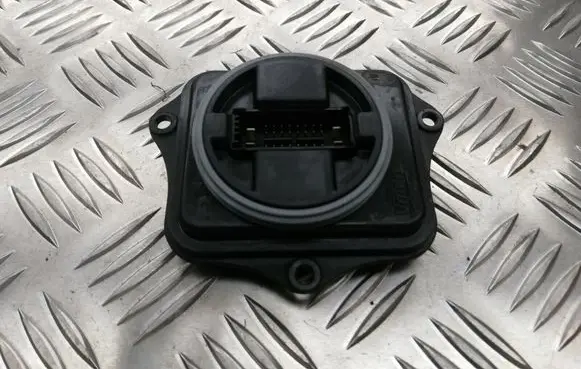 Volvo S60 Headlight ballast module Xenon 90068996