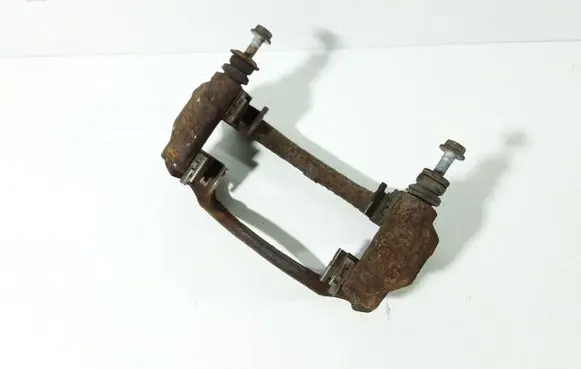 Toyota Auris 150 Front Brake Caliper Pad/Carrier 