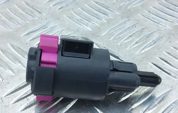 Audi A5 8T 8F Brake pedal sensor switch 914689963