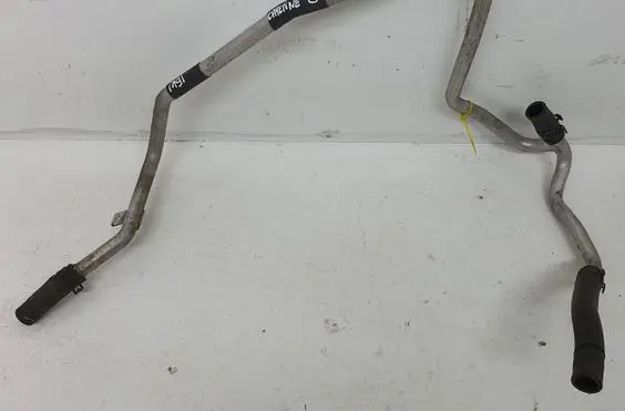 Porsche Cayenne (9PA) Engine coolant pipe/hose 7L0815984C