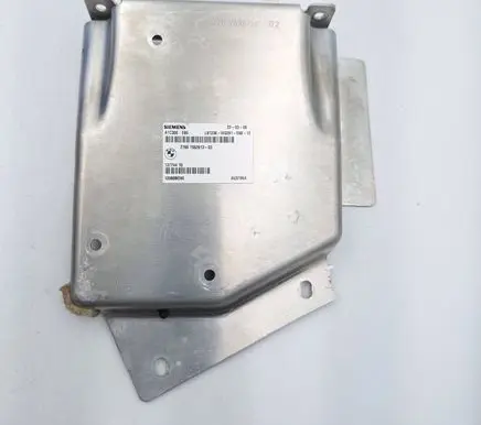 BMW 3 E90 E91 Engine control unit holder DU7238W3291E90 13774410 7552613
