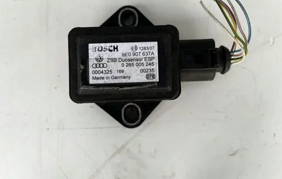 Audi A4 S4 B6 8E 8H ESP acceleration yaw rate sensor 8E0907637A