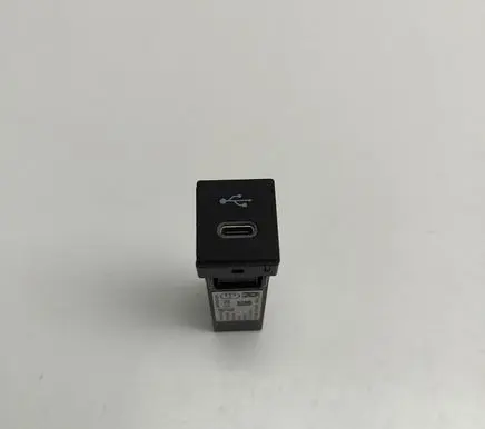 Toyota Prius xw60 USB socket connector 8619012080
