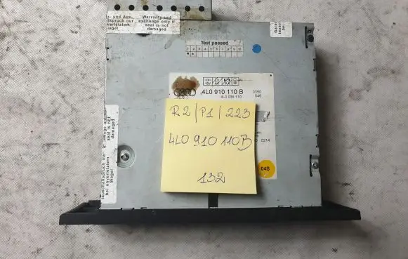 Audi Q7 4L CD/DVD changer 4L0910110B