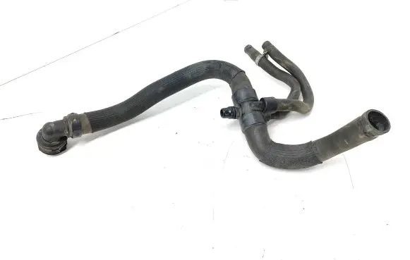 Peugeot 308 Engine coolant pipe/hose