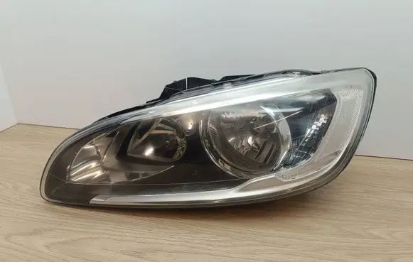 Volvo S60 Headlight/headlamp 31420117 89908430