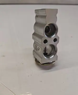 Air conditioning (A/C) expansion valve
