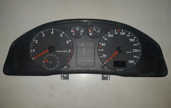 Audi A4 S4 B5 8D Speedometer (instrument cluster) 88311225