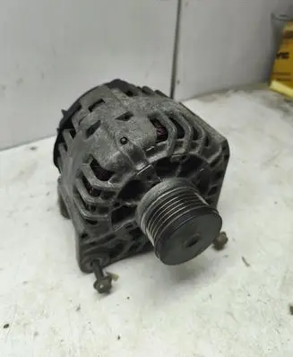 Renault Kangoo I Generator/alternator 8200022774