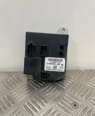 Mercedes-Benz E W211 Comfort/convenience module 2115453532