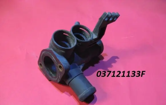 Seat Ibiza II (6k) Engine coolant pipe/hose 037121133F