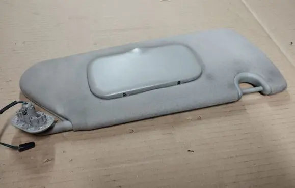 Chrysler Pacifica Sun visor