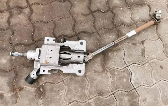 Peugeot Partner Steering wheel axle 9673041377 1086979 61NLZK