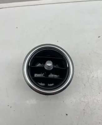 Mercedes-Benz V Class W447 Dash center air vent grill A4478300154 518780CZ 518780Z
