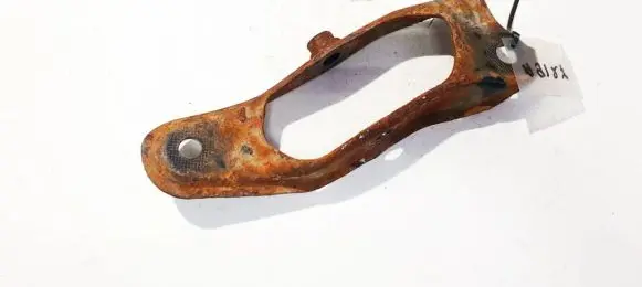 Honda Accord Bracket in trunk/boot 