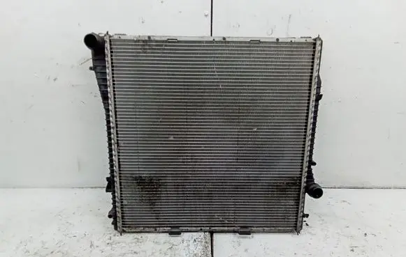 BMW X5 E53 Coolant radiator 7778387