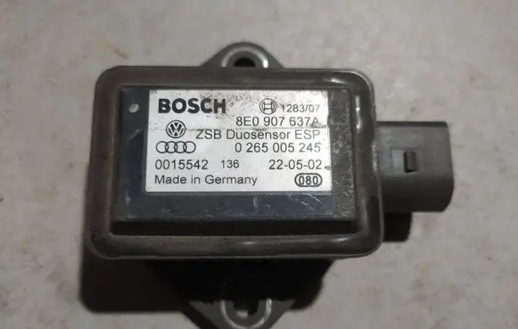 Audi A6 S6 C5 4B ESP acceleration yaw rate sensor 8E0907637A