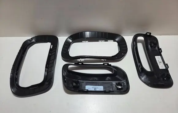 Dodge RAM Front fog light trim/grill 68668546AA
