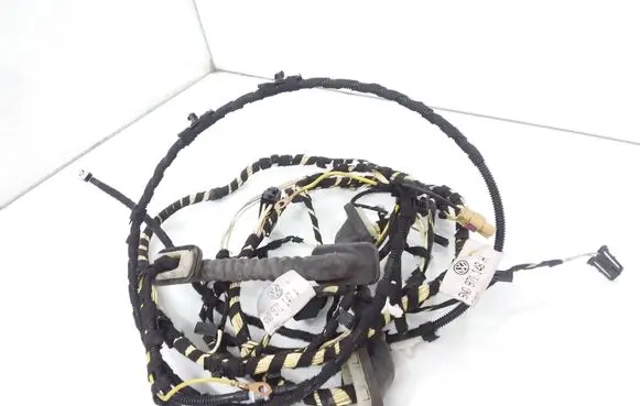 Volkswagen Tiguan Tailgate/trunk wiring harness 5N0971147A 5n0971148h